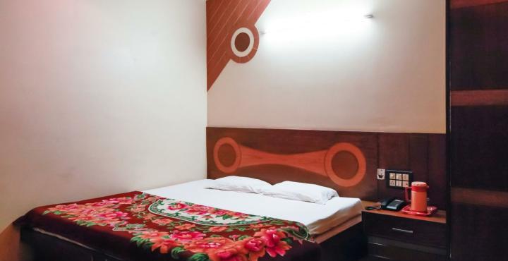 Fabexpress Alpine Hotel Agra  Exterior photo